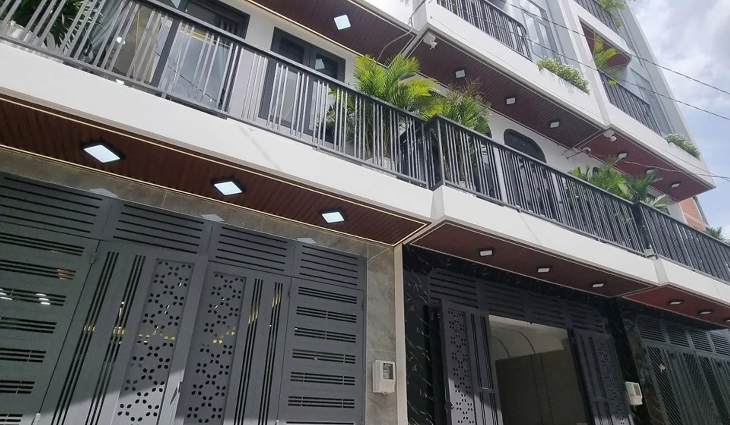 Bán nhà 5 tầng mới tại Tân Thới Nhất, 4 phòng ngủ, giá 7.3 tỷ... Bán nhà riêng tại Đông Hưng Thuận, Hồ Chí Minh 01