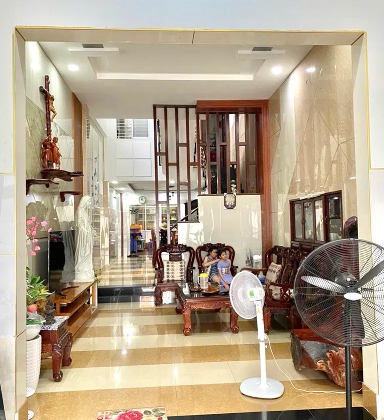 Nhà mặt phố 4 tầng siêu đẹp, tiện kinh doanh tại Tân Bình... Bán nhà mặt phố tại Tân Bình, Hồ Chí Minh 01