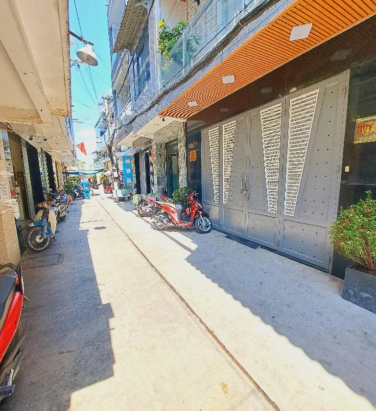 Bán nhà riêng 4 tầng diện tích 92 m2 tại phường 9, Quận 6, hướng Đông Nam... Bán nhà riêng tại Bình Tây, Hồ Chí Minh 01