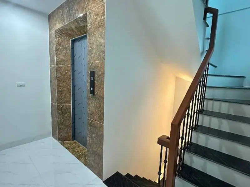 🏡 NHÀ 5 TẦNG - Ô TÔ ĐỖ CỬA – NGÕ THÔNG Ô TÔ – THANG MÁY CHẠY ÊM... Bán nhà riêng tại Tây Mỗ, Hà Nội 01