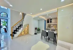 Bán nhà gần Rạch Xuyên Tâm giáp Q1 - 30m2 2phòng ngủ chỉ 4.x tỷ... Bán nhà riêng tại Gia Định, Hồ Chí Minh 03