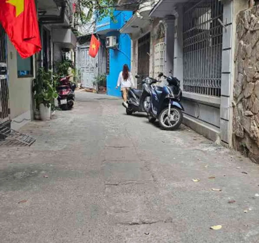 TẬP THỂ TẦNG 1 Ô TÔ KINH DOANH TỐT - TRUNG TÂM VẠN BẢO KHU DÂN TRÍ CAO... Bán căn hộ chung cư tại Ba Đình, Hà Nội 01