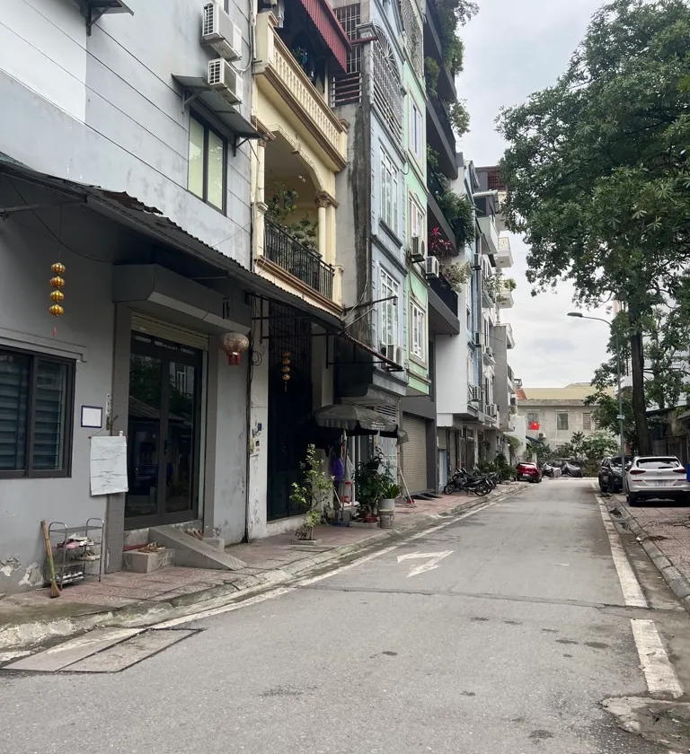 Bán nhà phân lô QĐ 5 tầng tại Tư Đình, Long Biên với thiết kế hiện đại và vị trí đắc địa... Bán nhà riêng tại Long Biên, Hà Nội 01