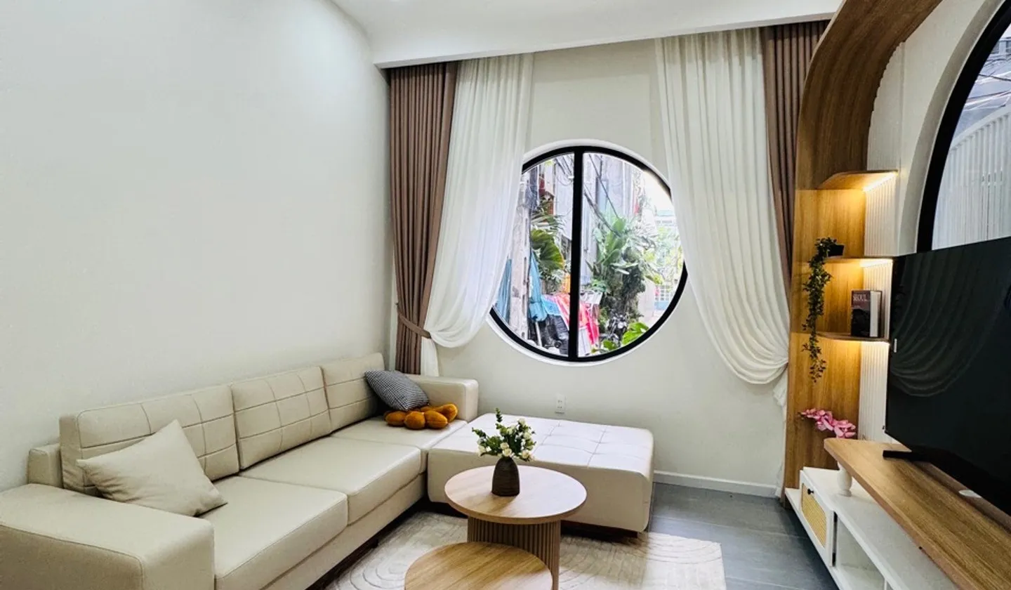Nhà 3 tầng mới đẹp gần trung tâm Hải Châu, gần sông Hàn, full nội thất... Bán nhà riêng tại Hải Châu, Đà Nẵng 01