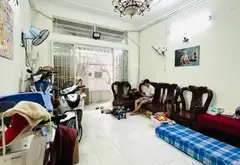 Bán nhà riêng 2 tầng hướng Nam tại Huỳnh Tấn Phát, tiện kinh doanh với giá 6.6 tỷ... Bán nhà riêng tại Tân Thuận, Hồ Chí Minh 03