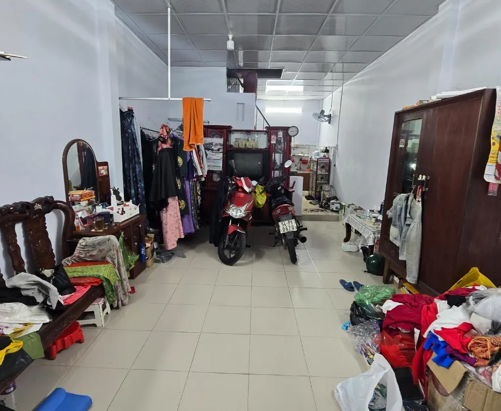 Bán nhà 2 tầng 43m² tại Tân Quý, Tân Phú giá 5.2 tỷ... Bán owner_side tại Phú Thọ Hòa, Hồ Chí Minh 01