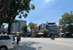 Nhà mặt phố rộng rãi, mặt tiền 6.4m tại trung tâm quận Hoàn Kiếm... Bán nhà mặt phố tại Ngô Quyền, Hải Phòng 01