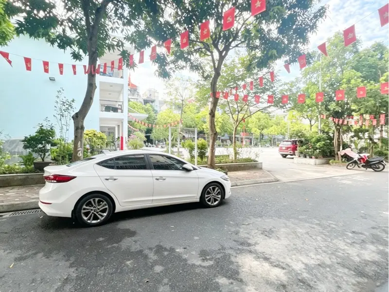 Nhà đẹp TĐC Giang Biên, 4 tầng, view sân chơi, giá tốt... Bán nhà riêng tại Việt Hưng, Hà Nội 01