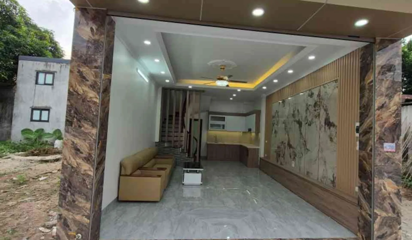 Bán nhà riêng 40m² tại Nam Phù, Thanh Trì, Hà Nội - GARA Ô TÔ 4 CHỖ, giá 5.85 tỷ... Bán nhà riêng tại Nam Phù, Hà Nội 01