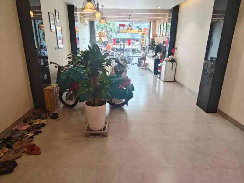 MẶT TIỀN KINH DOANH SẦM UẤT NGÀY ĐÊM NGAY BÀ HÔM QUẬN 6 - NHÀ MỚI 3 TẦNG... Bán nhà mặt phố tại Phú Lâm, Hồ Chí Minh 01