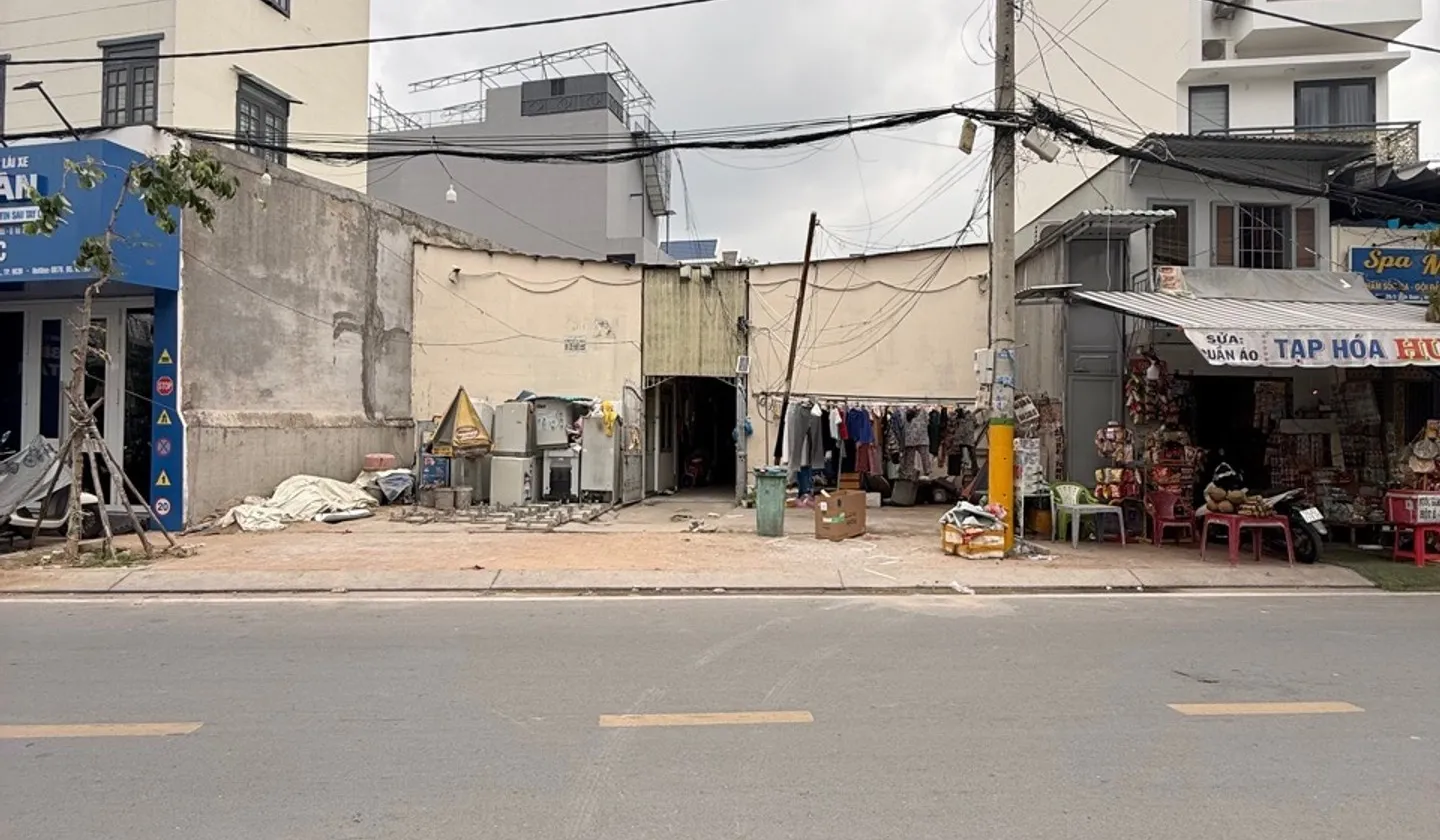 Bán nhà mặt phố diện tích 210m² tại phường An Lạc, TP.HCM... Bán nhà mặt phố tại An Lạc, Hồ Chí Minh 01