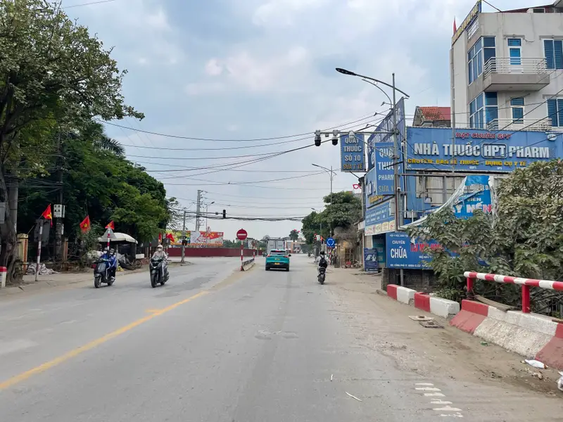 Nhà đẹp 3 tầng 2 mặt thoáng TT KHOÁI CHÂU-HƯNG YÊN... Bán nhà riêng tại Triệu Việt Vương, Hưng Yên 01