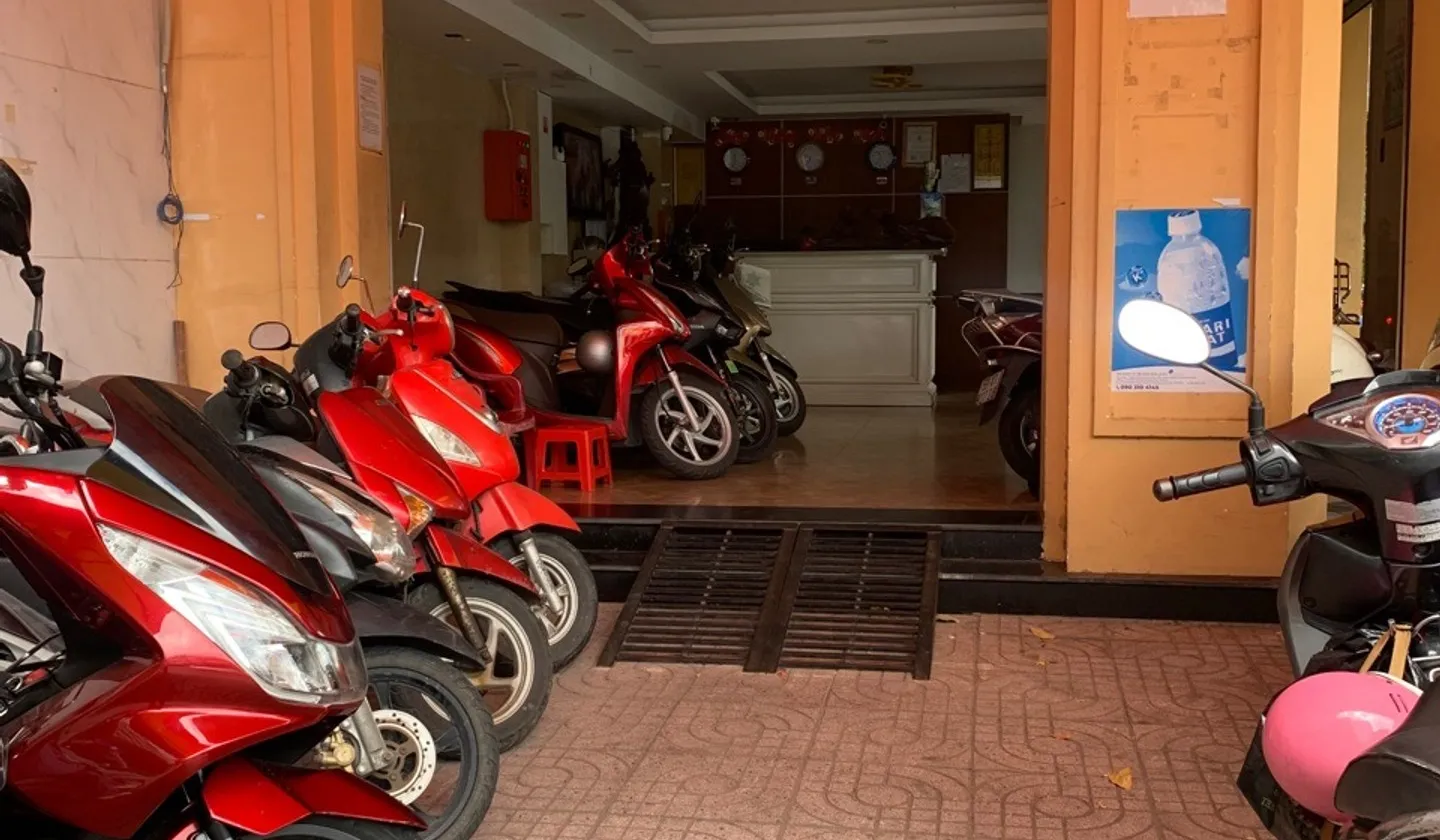Khách sạn 6 tầng đắc địa tại Trung Sơn Bình Chánh... Bán nhà mặt phố tại Bình Hưng, Hồ Chí Minh 01