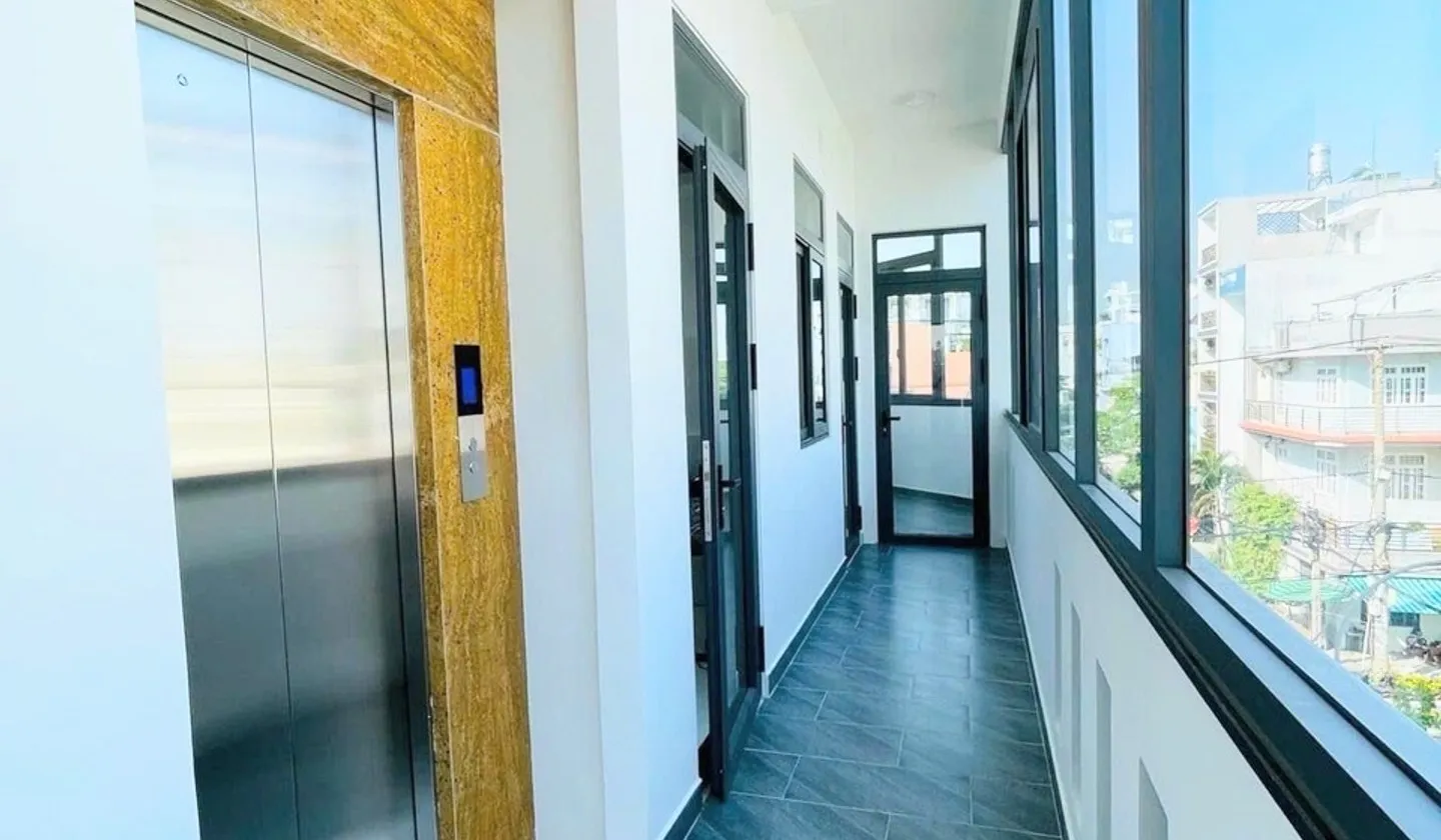 Bán Tòa nhà 5 tầng 6,816,8m 2 mặt tiền đường số Phường 4 Quận 8 giảm 2 Tỷ 200... Bán nhà mặt phố tại Chánh Hưng, Hồ Chí Minh 01