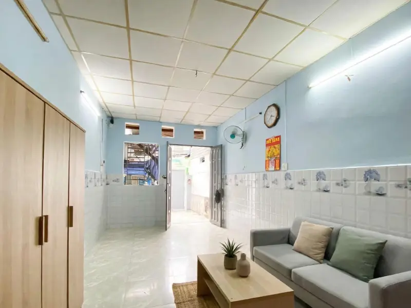 Ngay Chợ 200 Xóm Chiếu - 63m² - 2 Tầng - 6 tỷ nhỉnh - Sổ đẹp vuông vức - Nở hậu tài lộc... Bán nhà riêng tại Xóm Chiếu, Hồ Chí Minh 01