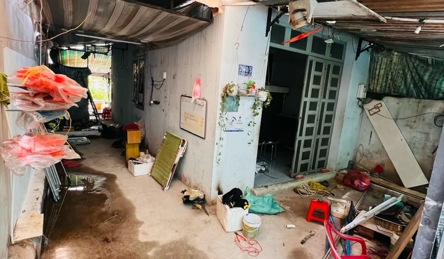 Bán nhà cũ - hẽm thẳng 2640 huỳnh Tấn Phát, nhà bè
- Diện Tích : 6m x 22,5m... Bán nhà riêng tại Nhà Bè, Hồ Chí Minh 01