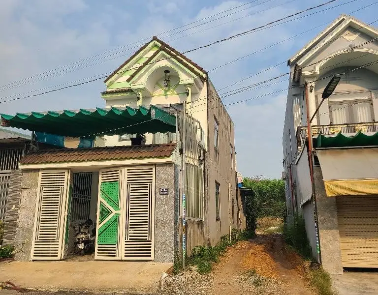 Nhà mặt phố 2 tầng giá tốt tại Phước Hải - Tân Uyên... Bán nhà mặt phố tại Bình Dương, Hồ Chí Minh 01