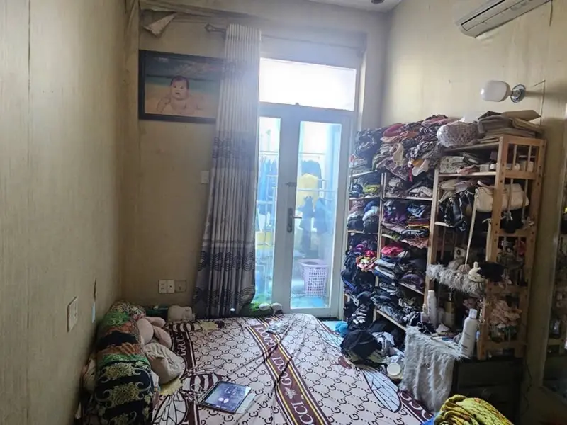 mặt tiền đường Nhật Tảo quận 10 cũ, nay là Phường Diên Hồng, DTCN 29m2, gồm trệt lầu hoàn công đủ,... Bán nhà mặt phố tại Diên Hồng, Hồ Chí Minh 01