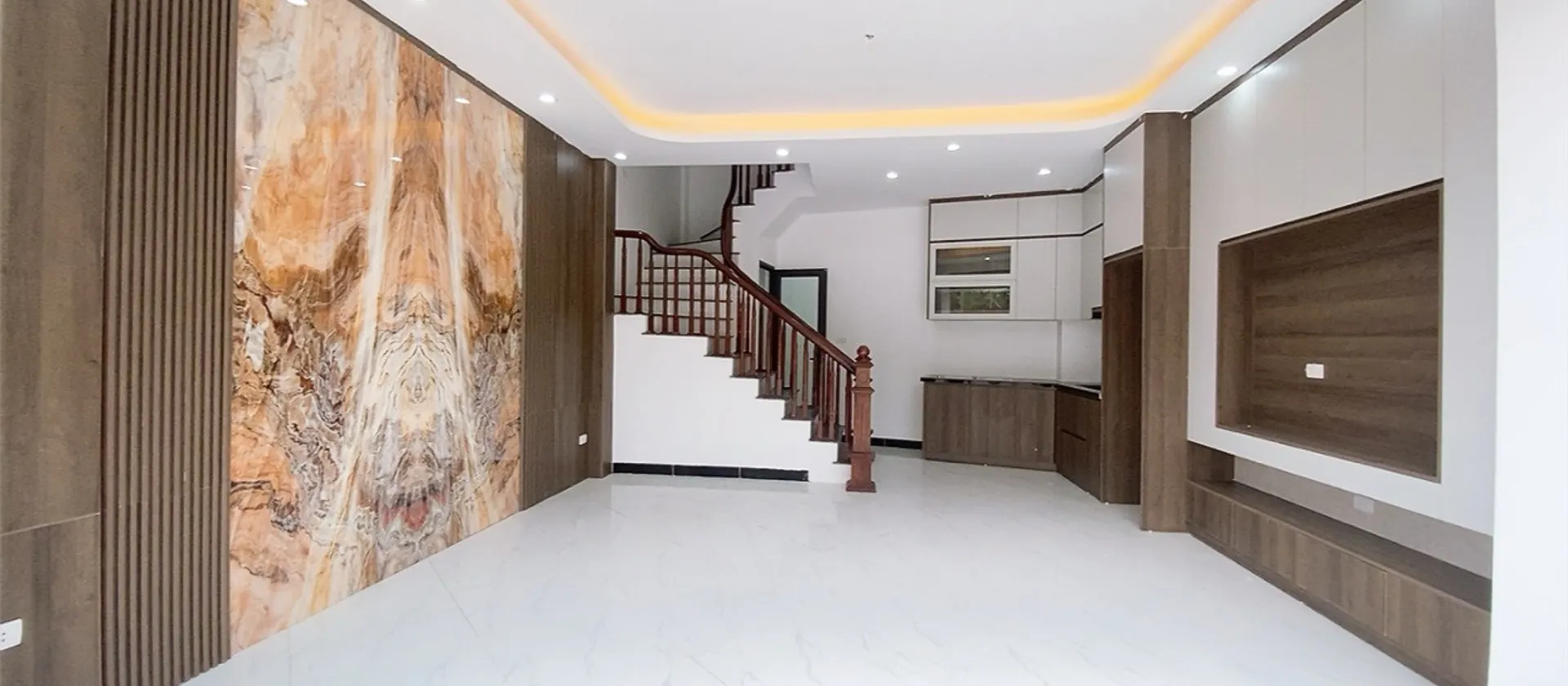 6ty mặt phố ôtô kinh doanh 5 tầng mặt tiền 5m ngay quốc lộ 6 và cầu mai lĩnh đang mở rộng... Bán nhà mặt phố tại Yên Nghĩa, Hà Nội 01
