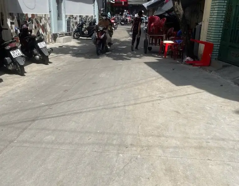 Bán nhà 4 tầng, 3PN, hẻm rộng gần trung tâm Quận 10... Bán owner_side tại Hòa Hưng, Hồ Chí Minh 01