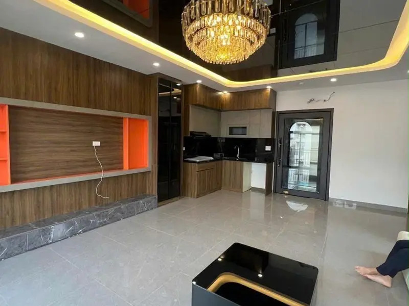 Bán nhà riêng 7 tầng tại Phường Đông Ngạc, Hà Nội, phù hợp kinh doanh và cho thuê... Bán nhà riêng tại Đông Ngạc, Hà Nội 01