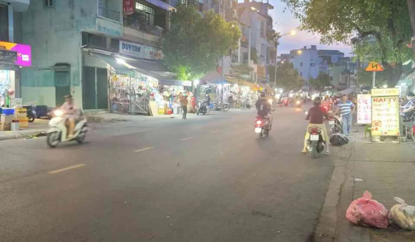 Bán nhà mặt phố 2 tầng mặt tiền 5m tại Hoàng Hoa Thám Bình Thạnh... Bán nhà mặt phố tại Bình Lợi Trung, Hồ Chí Minh 01