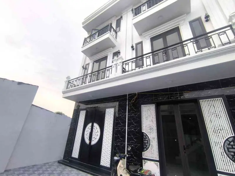Nhà riêng 3 tầng tân cổ điển khu vực Quán Toan với thiết kế độc lập vững chắc... Bán nhà riêng tại Hồng An, Hải Phòng 01