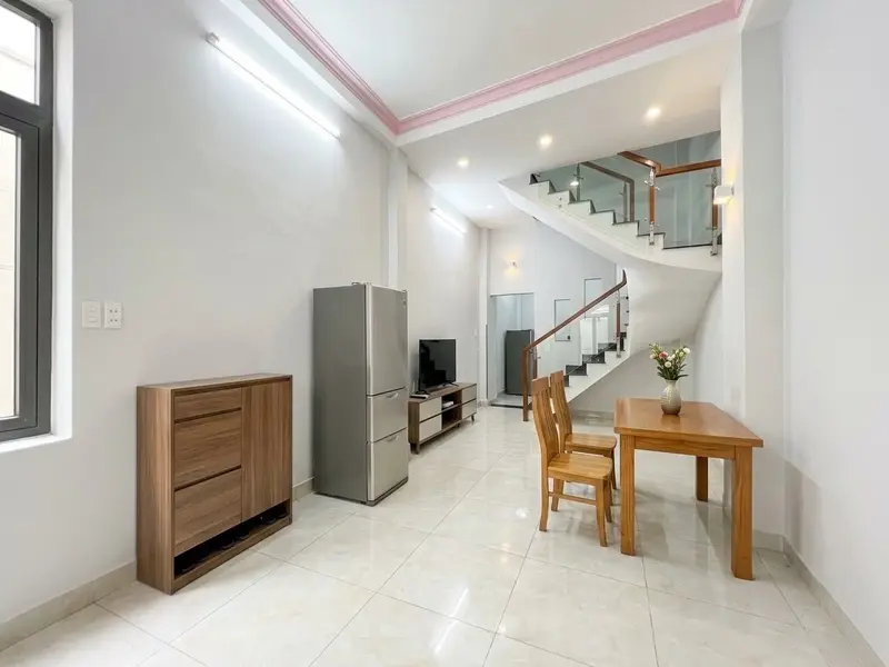 Nhà Tân Bình - Âu Cơ, 3 tầng ở ngay - KD đa dạng - ngang gần 4m - dài 10m - hơn 6T... Bán nhà mặt phố tại Bảy Hiền, Hồ Chí Minh 01