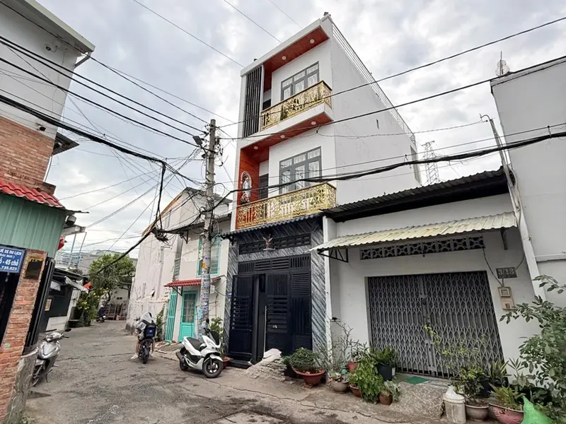 Cơ Hội Vàng Sở Hữu Nhà Riêng 3 Tầng Giá Tốt Tại Trung Mỹ Tây... Bán nhà riêng tại Trung Mỹ Tây, Hồ Chí Minh 01