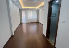 Nhà mặt phố 5 tầng mới xây, phù hợp kinh doanh và ở tại quận trung tâm... Bán nhà mặt phố tại Việt Hưng, Hà Nội 06