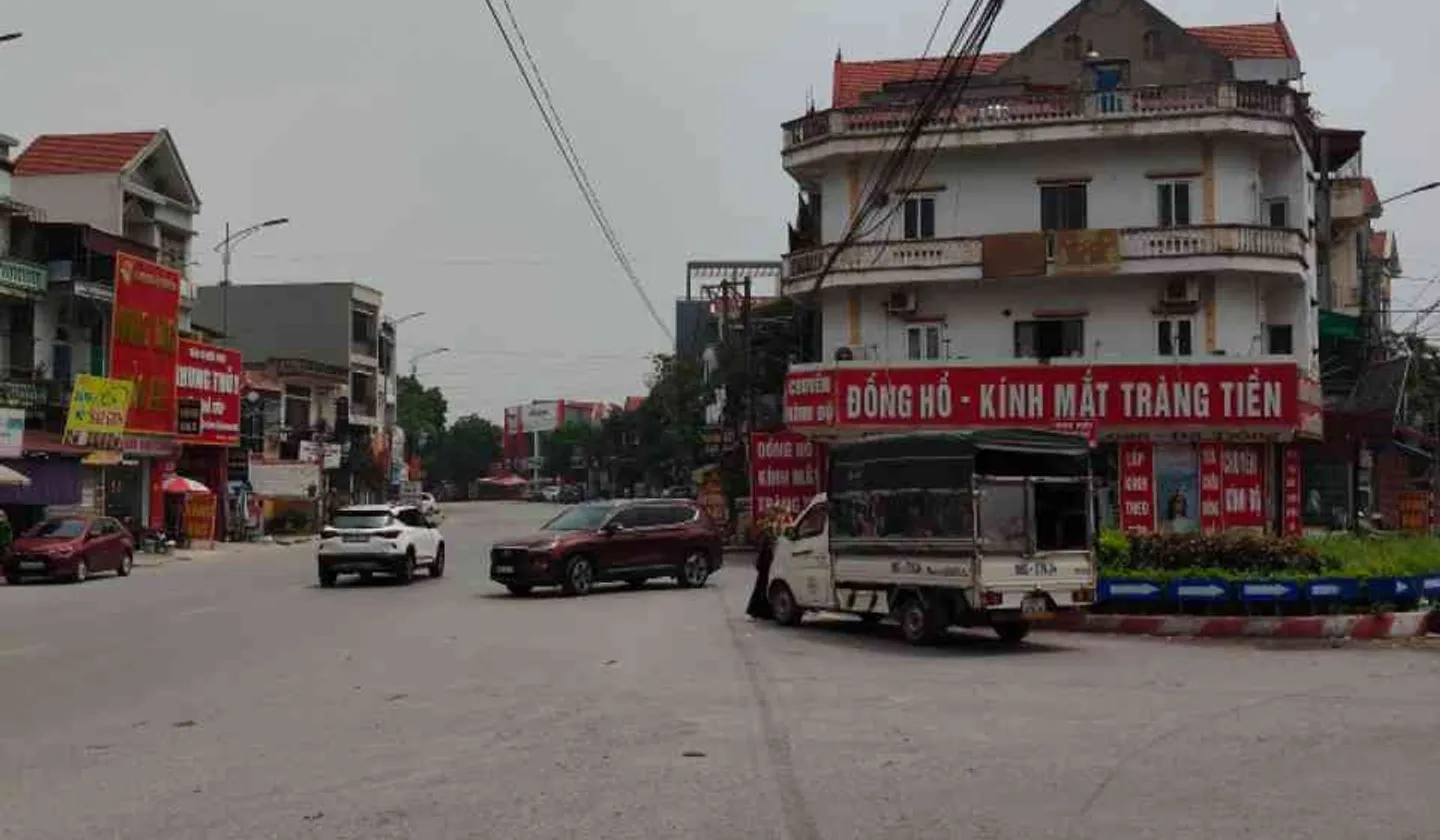 Bán nhà mặt phố Chợ Ngàng Đồng Lý, 2,5 tầng, mặt tiền 6m, khu kinh doanh đông đúc... Bán nhà mặt phố tại Lương Bằng, Hưng Yên 01