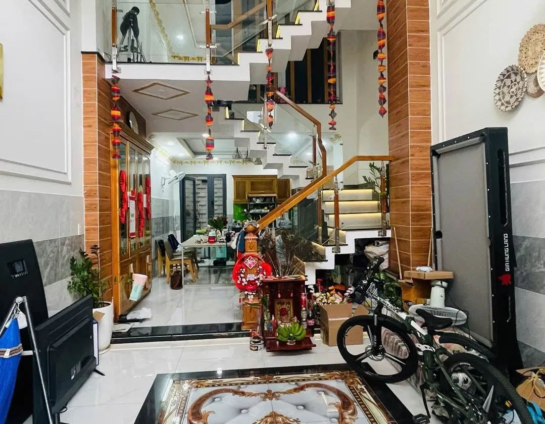 Bán nhà hẻm xe hơi 4m❌15m nhà vô ở ngay thoáng mát , xe hơi vô nhà luôn... Bán nhà riêng tại Bình Trị Đông, Hồ Chí Minh 01