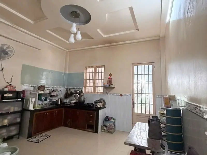 Bán nhà riêng 3 tầng tại Phú Định,quận 8 diện tích 52.5 m², pháp lý có sổ... Bán nhà riêng tại Phú Định, Hồ Chí Minh 01