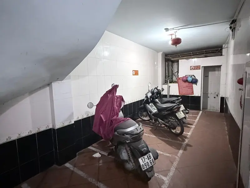 Nhà 7 tầng kinh doanh phòng trọ tại Kim Giang, dòng tiền 40tr/tháng thanh khoản tốt, xe ô tô đỗ cửa... Bán nhà riêng tại Định Công, Hà Nội 01