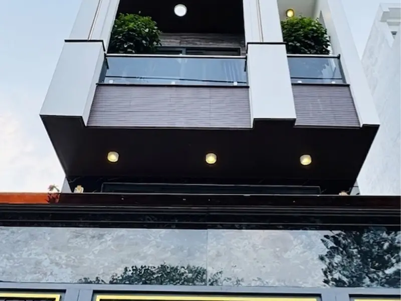 MẶT TIỀN GÒ VẤP – 6 TẦNG THANG MÁY – NHÀ MỚI 100% – 13,5 TỶ
📐 4 × 17,6m | ~70m² vuông vức
🏢 6L... Bán nhà mặt phố tại Thông Tây Hội, Hồ Chí Minh 01