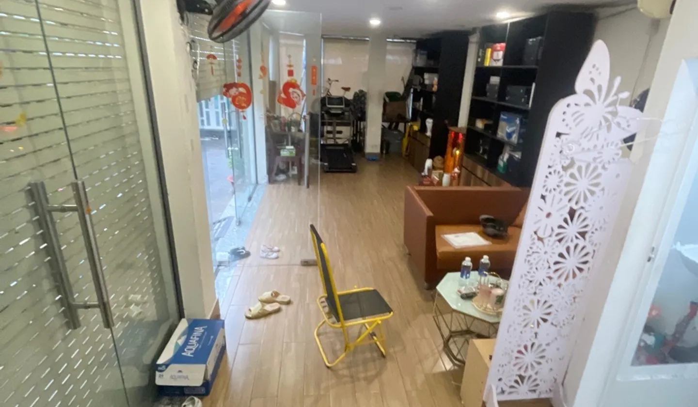 Nhà 5 tầng trung tâm Quận 10, vị trí kinh doanh đỉnh, giá 12 tỷ... Bán nhà riêng tại Hòa Hưng, Hồ Chí Minh 01