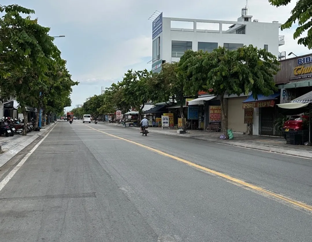 Bán nhà mặt tiền 7mx30m ngay thị trấn Hóc Môn, 2 tầng, 5 phòng ngủ... Bán nhà mặt phố tại Xuân Thới Sơn, Hồ Chí Minh 01