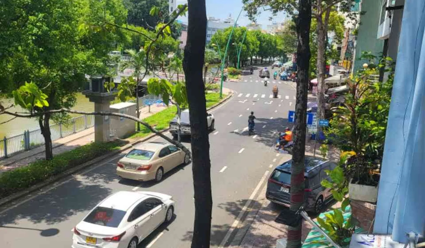Nhà mặt phố 4 tầng kinh doanh Hoàng Sa, giá chỉ 9.3 tỷ... Bán nhà mặt phố tại Tân Sơn Nhất, Hồ Chí Minh 01