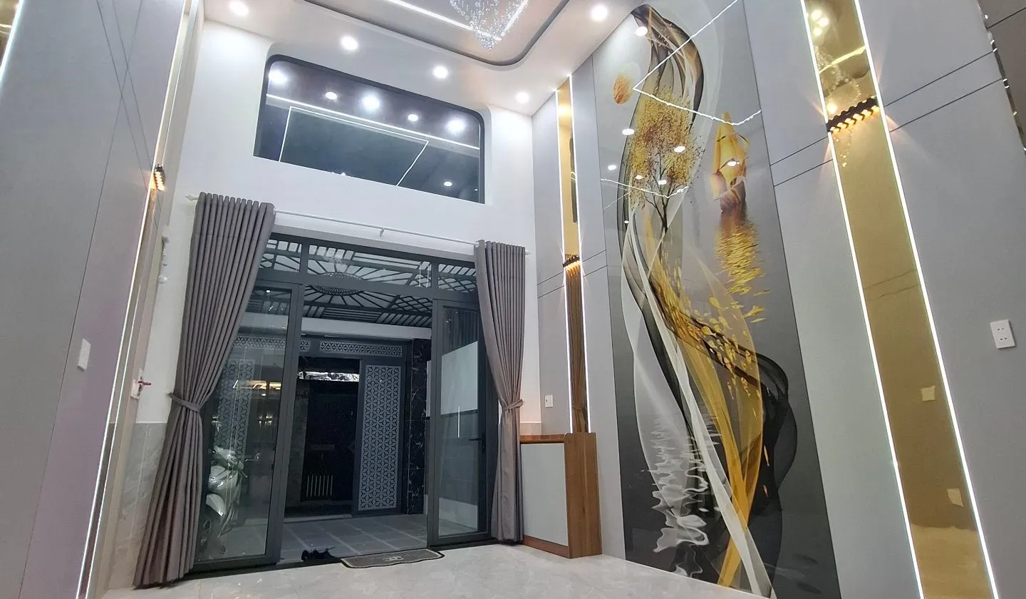 Nhà 5 Tầng Hiện Đại Tại Tân Thới Hiệp, Sẵn Nội Thất... Bán nhà riêng tại Tân Thới Hiệp, Hồ Chí Minh 01