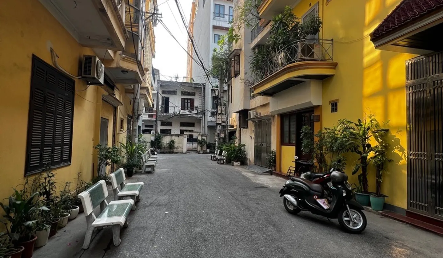 Bán nhà riêng tại Phường Cầu Giấy, Hà Nội, ô tô tránh, phù hợp kinh doanh... Bán nhà riêng tại Cầu Giấy, Hà Nội 01