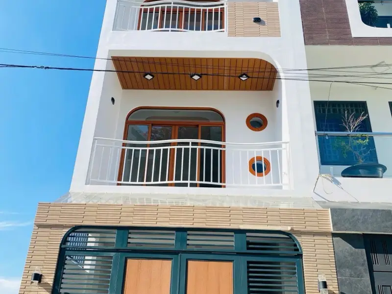 Bán nhà riêng 3 tầng 5PN tại phường Long Trường, Nguyễn Duy Trinh, giá 5.95 tỷ... Bán nhà riêng tại Long Trường, Hồ Chí Minh 01