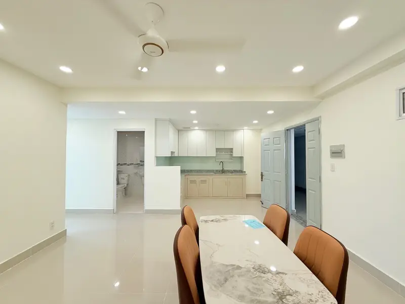 BÌNH THẠNH $ 3.75 TL
BÁN CHUNG CƯ PHAN CHU TRINH - CÓ THANG MÁY -
DT:60/65 (6.5x10) THOÁNG 2 PN... Bán căn hộ chung cư tại Bình Thạnh, Hồ Chí Minh 01