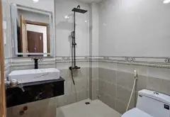 Nhà 5 tầng 5 phòng ngủ tại Bình Thạnh, gần trung tâm, hẻm xe hơi... Bán nhà riêng tại Bình Lợi Trung, Hồ Chí Minh 02
