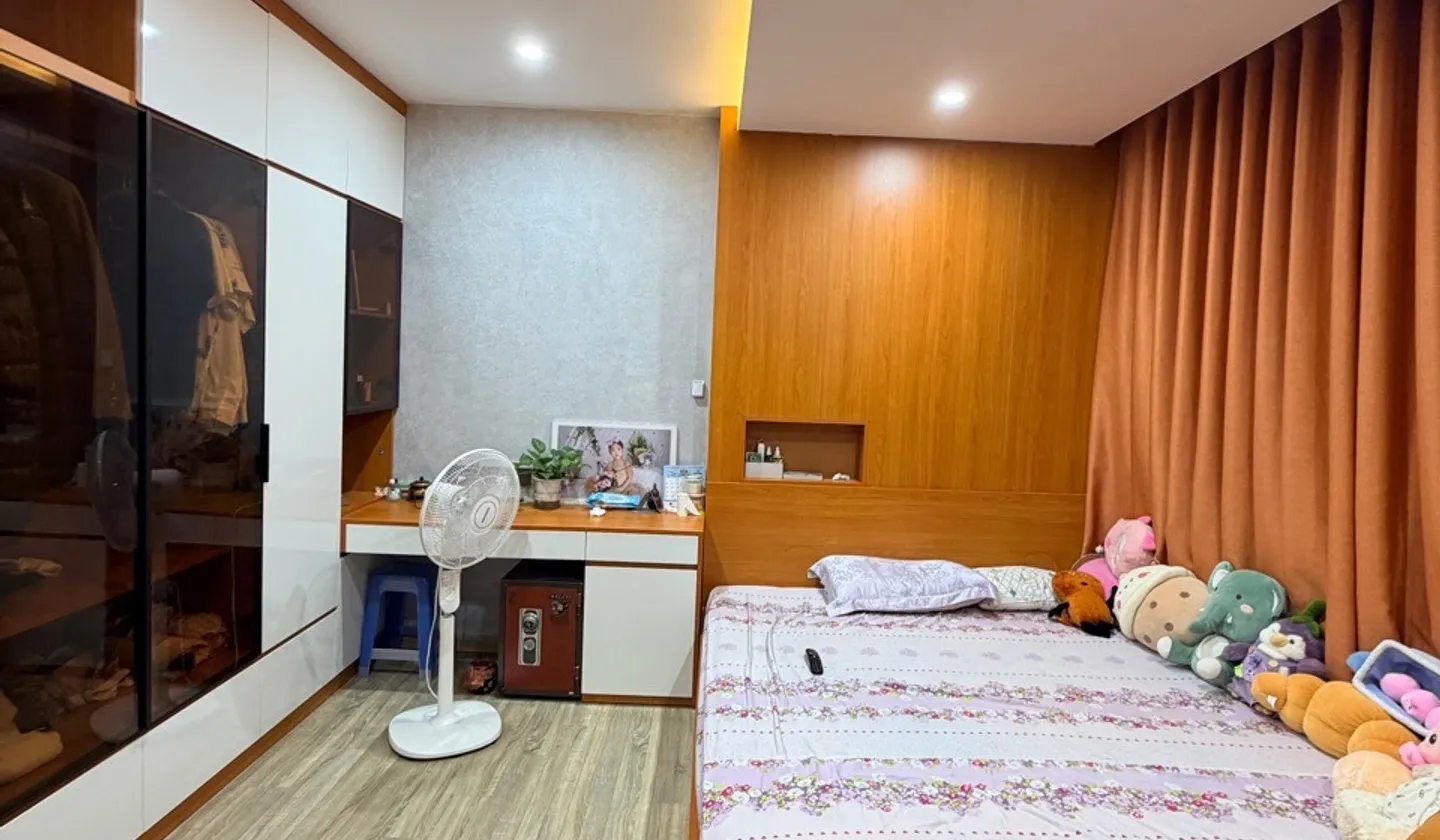 Bán nhà riêng 4 tầng Nguyễn Văn Cừ, thiết kế hiện đại, nội thất đầy đủ... Bán nhà riêng tại Bồ Đề, Hà Nội 01