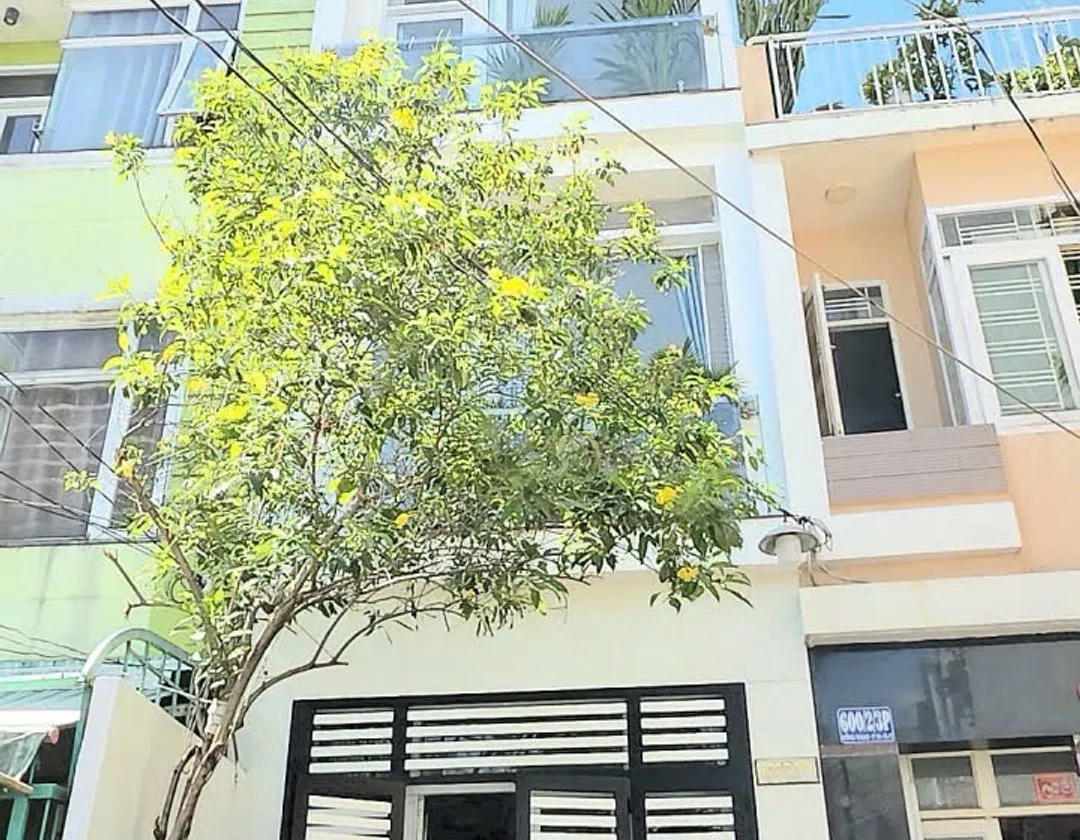 Bán nhà riêng 4 tầng Hồng Bàng, 43,4m2, nhà đẹp ở ngay, chỉ 6 tỷ hơn... Bán nhà riêng tại Minh Phụng, Hồ Chí Minh 01