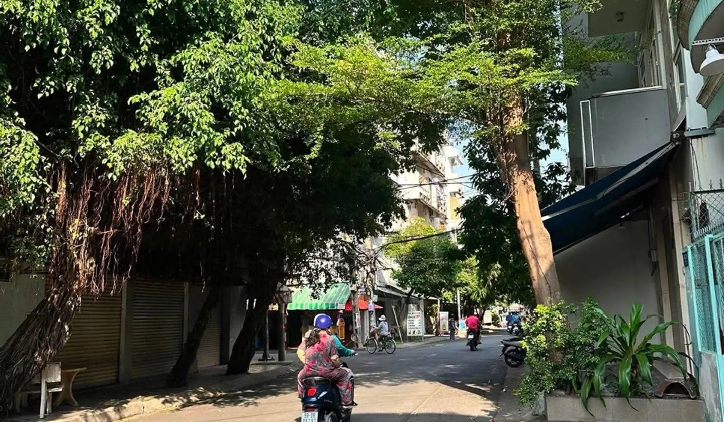 Nhà 2 tầng 40m2 hẻm xe hơi gần chợ vải Phú Thọ Hòa... Bán nhà riêng tại Phú Thọ Hòa, Hồ Chí Minh 01
