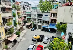 THÀNH THÁI QUẬN 10 - NHÀ ĐẸP HẺM XE TĂNG XỊN HƠN MẶT TIỀN - - KINH DOANH BUÔN BÁN SẦM UẤT... Bán nhà riêng tại Hòa Hưng, Hồ Chí Minh 01