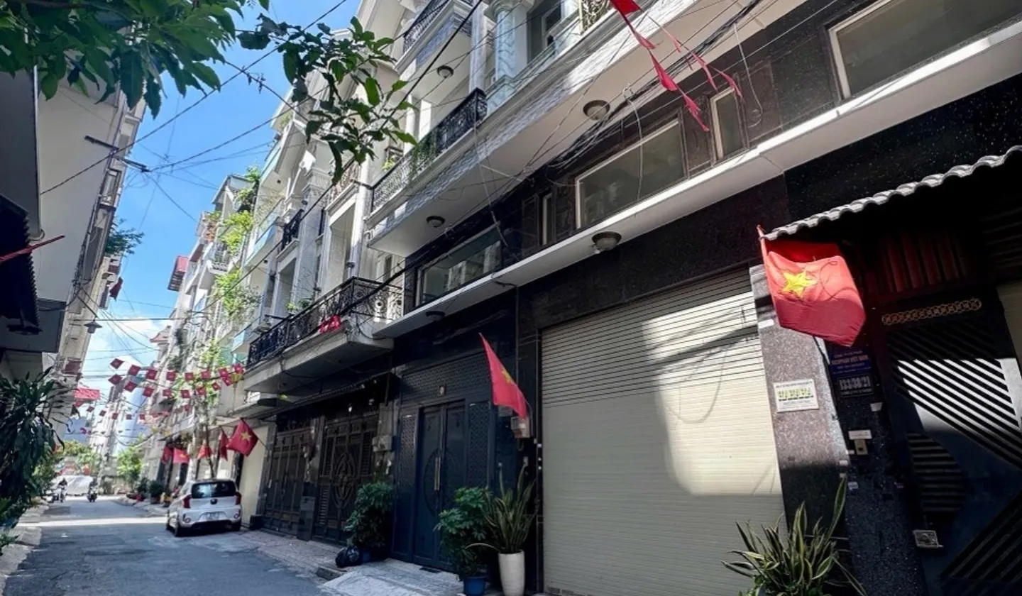Nhà đẹp hẻm 8m Trần Thị Trọng, Tân Bình - Xe hơi vào nhà... Bán nhà riêng tại Tân Sơn, Hồ Chí Minh 01