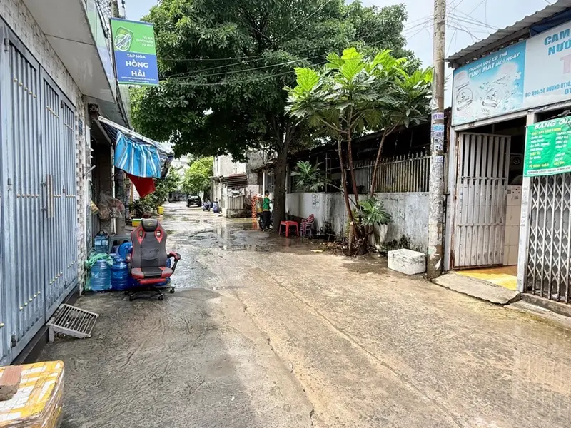 6,5 TỶ – NHÀ 3 TẦNG – 4PN – Ô TÔ NGỦ TRONG NHÀ! 🆘... Bán nhà riêng tại Tân Thới Hiệp, Hồ Chí Minh 01