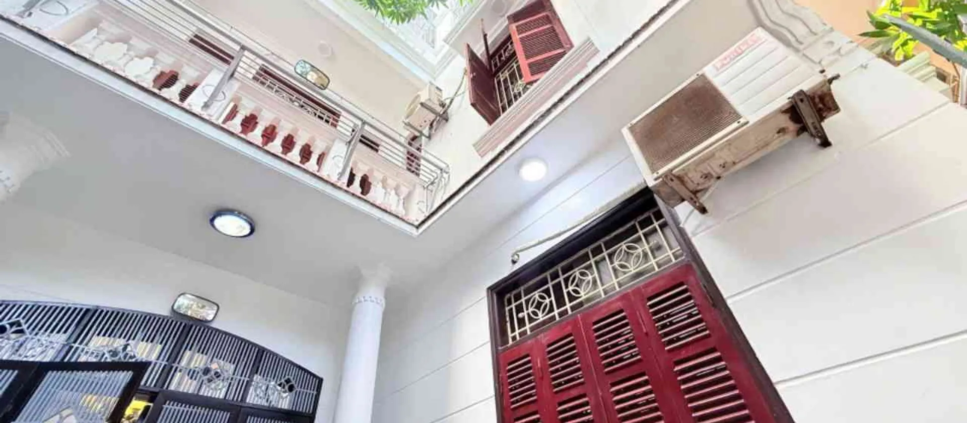 Bán nhà riêng 3 tầng tại Kim Mã, Ba Đình, vị trí trung tâm, lô góc 2 mặt thoáng... Bán nhà riêng tại Ba Đình, Hà Nội 01
